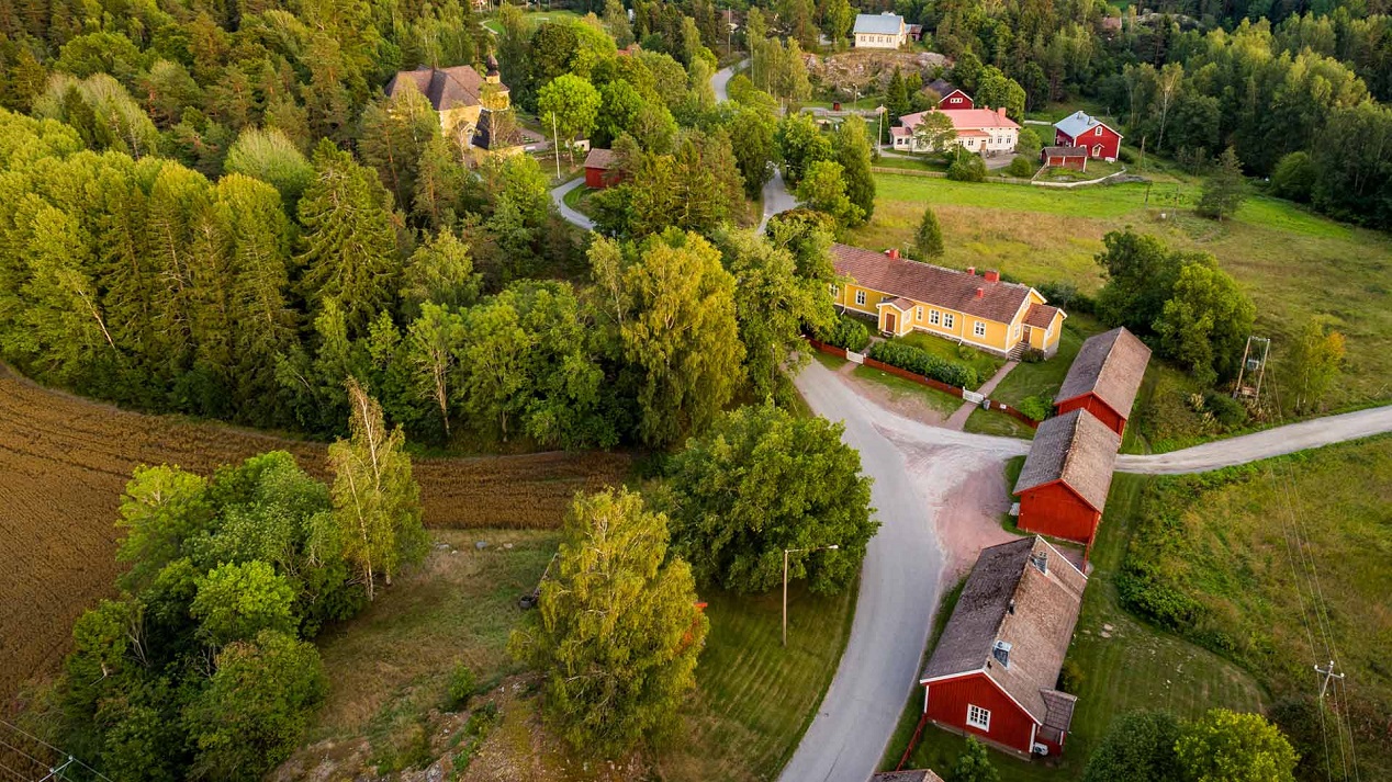 Snappertuna village, drone picture