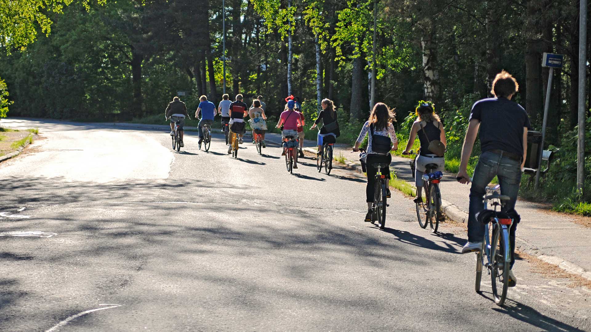 Pyöräilijät Raaseporissa. Kuva Emilia Nyberg.